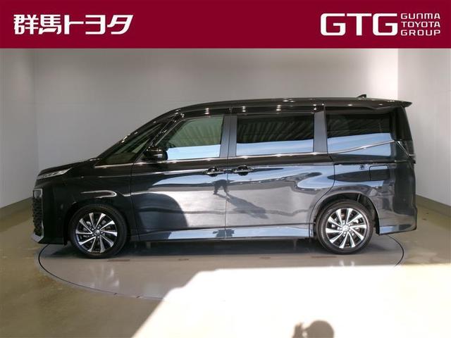 ヴォクシー ハイブリッドＳ－Ｚ　フルセグ　メモリーナビ　ミュージックプレイヤー接続可　バックカメラ　衝突被害軽減システム　ＥＴＣ　両側電動スライド　ＬＥＤヘッドランプ　乗車定員７人　３列シート　ワンオーナー　記録簿（2枚目）