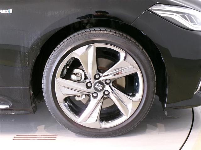 クラウンハイブリッド ＲＳアドバンス　フルセグ　メモリーナビ　ＤＶＤ再生　バックカメラ　衝突被害軽減システム　ＥＴＣ　ＬＥＤヘッドランプ（18枚目）