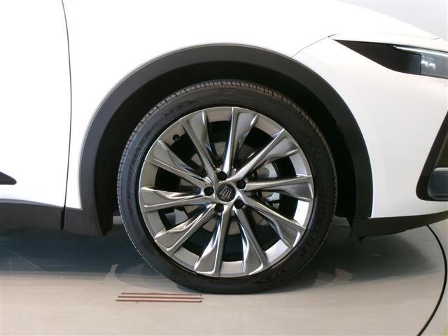 �����̃A���~�z�C�[�������Ԃł��B�^�C���T�C�Y�͂Q�Q�T�^�S�T�q�Q�P�ł��B