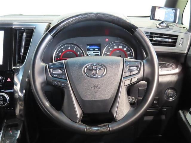 アルファード ２．５Ｓ　タイプゴールド　フルセグ　メモリーナビ　ＤＶＤ再生　ミュージックプレイヤー接続可　後席モニター　バックカメラ　衝突被害軽減システム　ＥＴＣ　両側電動スライド　ＬＥＤヘッドランプ　乗車定員７人　３列シート　ワンオーナー（5枚目）