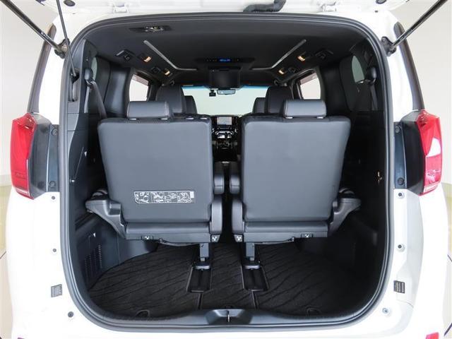 アルファード ２．５Ｓ　タイプゴールド　フルセグ　メモリーナビ　ＤＶＤ再生　ミュージックプレイヤー接続可　後席モニター　バックカメラ　衝突被害軽減システム　ＥＴＣ　両側電動スライド　ＬＥＤヘッドランプ　乗車定員７人　３列シート　ワンオーナー（16枚目）