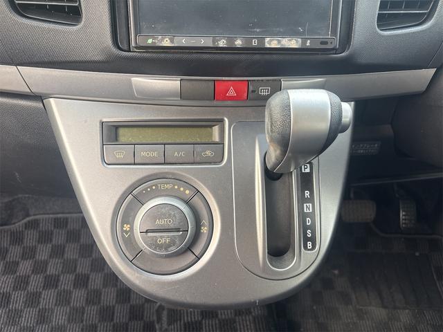 ムーヴ カスタム　Ｘ　純正カーナビ、ＥＴＣ車載器、ドライブレコーダー、ＨＩＤヘッドライト（11枚目）