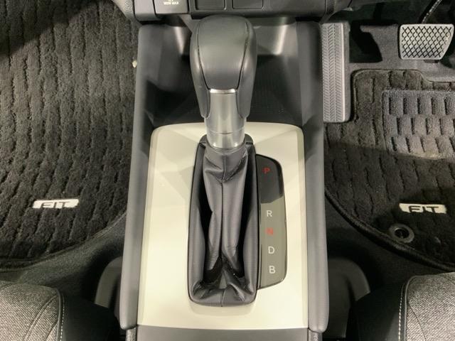 フィット e:HEVホーム HondaSENSINGMナビRカメラETCスマートキー 前後誤発進抑制機能 助手席エアバッグ 運転席エアバッグ アイドリングストップ LEDライト USB接続 バックカメラ ABS サイドエアバッグ(22枚目)