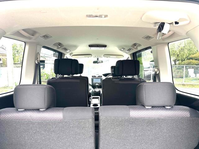 セレナ ハイウェイスターＧ　Ｓ－ハイブリッド　ＥＴＣ　バックカメラ　ナビ　ＴＶ　オートクルーズコントロール　両側電動スライドドア　スマートキー　アイドリングストップ　後席モニター　３列シート　ウォークスルー　ＣＶＴ　アルミホイール　ＣＤ（53枚目）