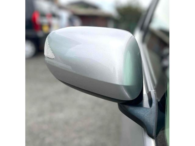 フィットシャトルハイブリッド ハイブリッド ファインライン ETC バックカメラ ナビ TV オートクルーズコントロール 電動格納ミラー CVT 盗難防止システム 衝突安全ボディ アルミホイール CD DVD再生 USB ABS ESC エアコン(13枚目)