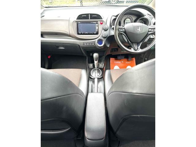 フィットシャトルハイブリッド ハイブリッド ファインライン ETC バックカメラ ナビ TV オートクルーズコントロール 電動格納ミラー CVT 盗難防止システム 衝突安全ボディ アルミホイール CD DVD再生 USB ABS ESC エアコン(23枚目)