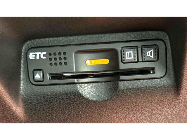 フィットシャトルハイブリッド ハイブリッド ファインライン ETC バックカメラ ナビ TV オートクルーズコントロール 電動格納ミラー CVT 盗難防止システム 衝突安全ボディ アルミホイール CD DVD再生 USB ABS ESC エアコン(29枚目)