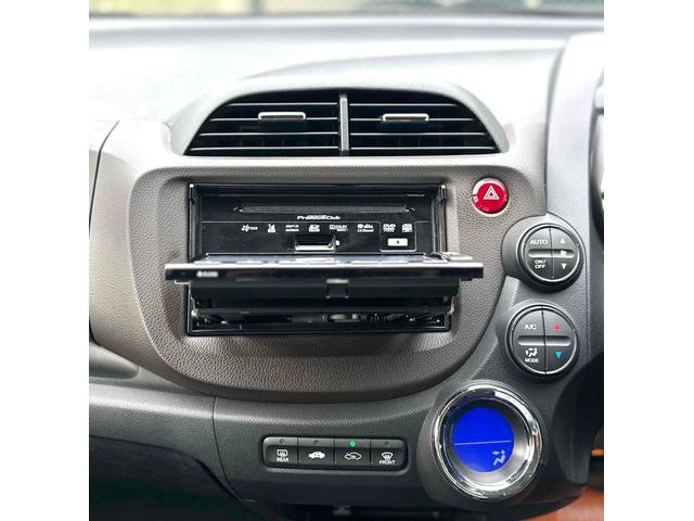 フィットシャトルハイブリッド ハイブリッド ファインライン ETC バックカメラ ナビ TV オートクルーズコントロール 電動格納ミラー CVT 盗難防止システム 衝突安全ボディ アルミホイール CD DVD再生 USB ABS ESC エアコン(30枚目)