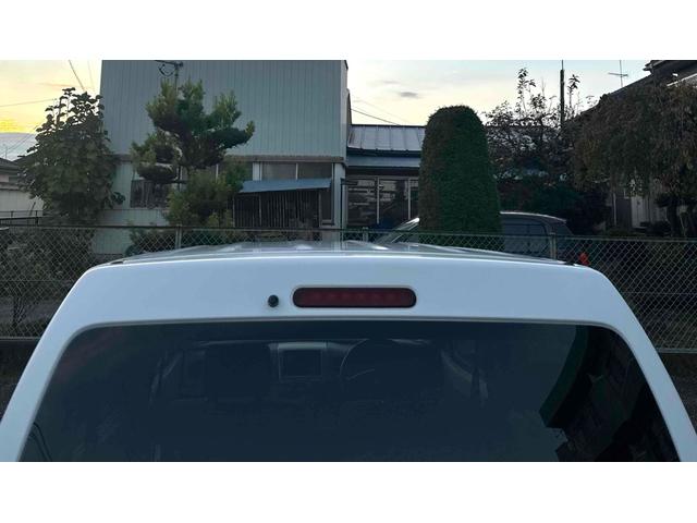 ワゴンＲ ＦＸ　キーレスエントリー　電動格納ミラー　ベンチシート　ＡＴ　盗難防止システム　ＡＢＳ　ＣＤ　アルミホイール　衝突安全ボディ　エアコン　パワーステアリング　パワーウィンドウ　運転席エアバッグ（10枚目）