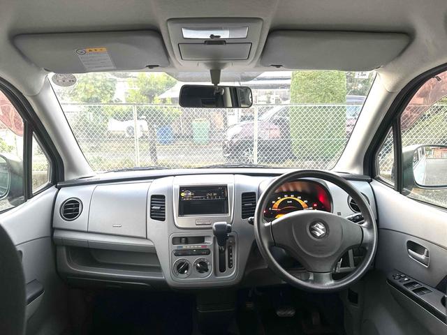 ワゴンＲ ＦＸ　キーレスエントリー　電動格納ミラー　ベンチシート　ＡＴ　盗難防止システム　ＡＢＳ　ＣＤ　アルミホイール　衝突安全ボディ　エアコン　パワーステアリング　パワーウィンドウ　運転席エアバッグ（25枚目）