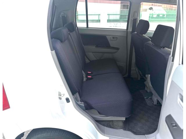 ワゴンＲ ＦＸ　キーレスエントリー　電動格納ミラー　ベンチシート　ＡＴ　盗難防止システム　ＡＢＳ　ＣＤ　アルミホイール　衝突安全ボディ　エアコン　パワーステアリング　パワーウィンドウ　運転席エアバッグ（27枚目）