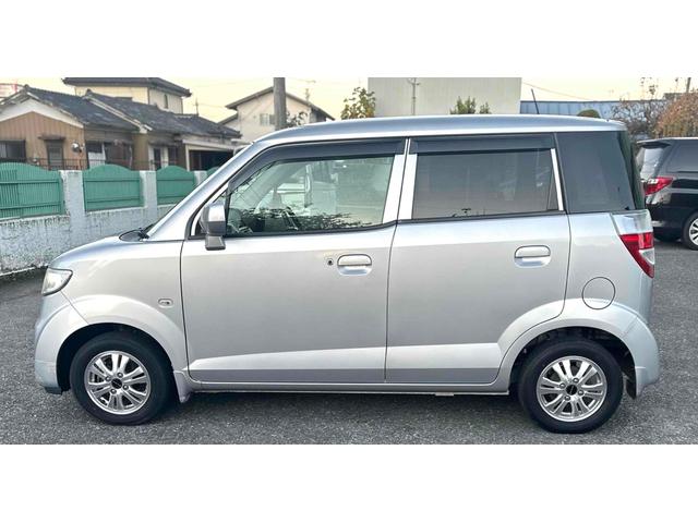 ゼスト Ｄ　スマートキー　電動格納ミラー　ベンチシート　ＡＴ　盗難防止システム　ＡＢＳ　ＣＤ　アルミホイール　衝突安全ボディ　エアコン　パワーステアリング（8枚目）