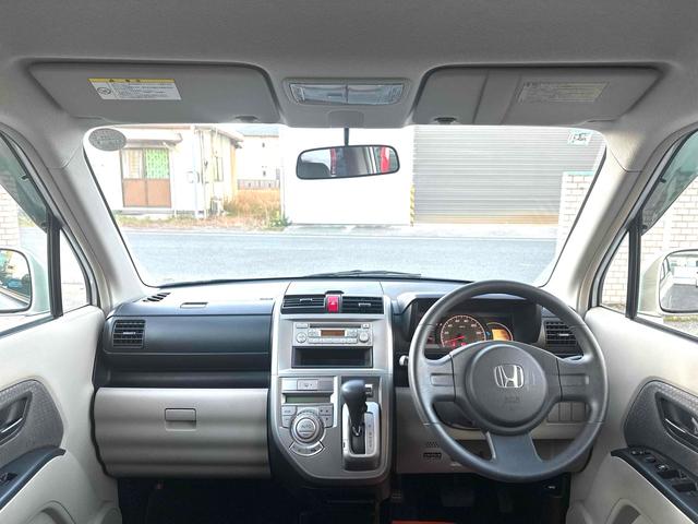 ゼスト Ｄ　スマートキー　電動格納ミラー　ベンチシート　ＡＴ　盗難防止システム　ＡＢＳ　ＣＤ　アルミホイール　衝突安全ボディ　エアコン　パワーステアリング（23枚目）