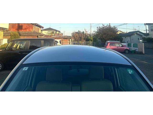 ステラ Ｌ　ＥＴＣ　バックカメラ　ナビ　ＴＶ　キーレスエントリー　電動格納ミラー　ベンチシート　ＣＶＴ　盗難防止システム　ＡＢＳ　ＣＤ　ＵＳＢ　衝突安全ボディ　エアコン　パワーステアリング　パワーウィンドウ（9枚目）