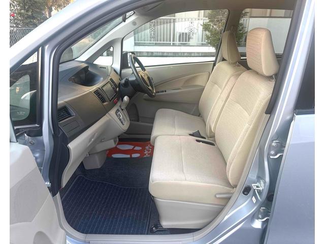 ステラ Ｌ　ＥＴＣ　バックカメラ　ナビ　ＴＶ　キーレスエントリー　電動格納ミラー　ベンチシート　ＣＶＴ　盗難防止システム　ＡＢＳ　ＣＤ　ＵＳＢ　衝突安全ボディ　エアコン　パワーステアリング　パワーウィンドウ（34枚目）