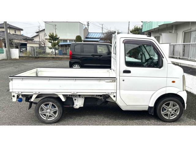 キャリイトラック 　４ＷＤ　ＭＴ　アルミホイール　エアコン（4枚目）