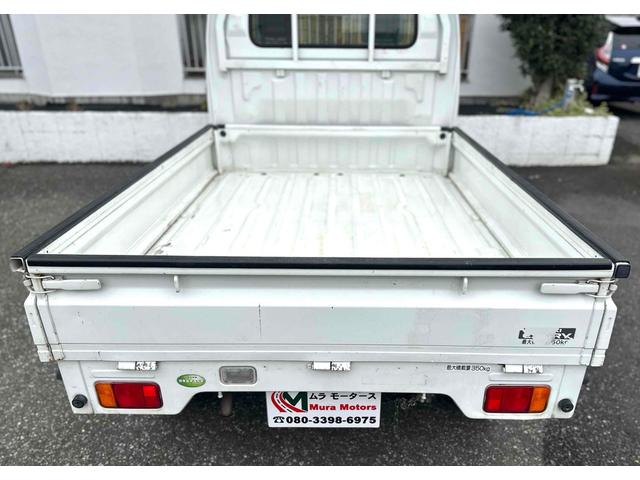 キャリイトラック 　４ＷＤ　ＭＴ　アルミホイール　エアコン（11枚目）