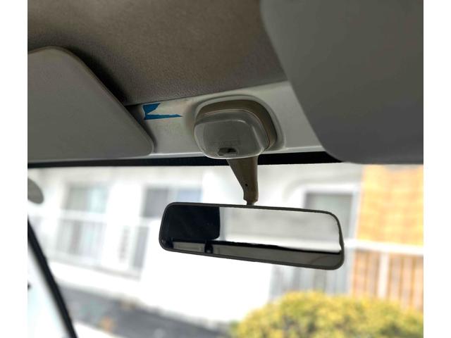 キャリイトラック 　４ＷＤ　ＭＴ　アルミホイール　エアコン（21枚目）