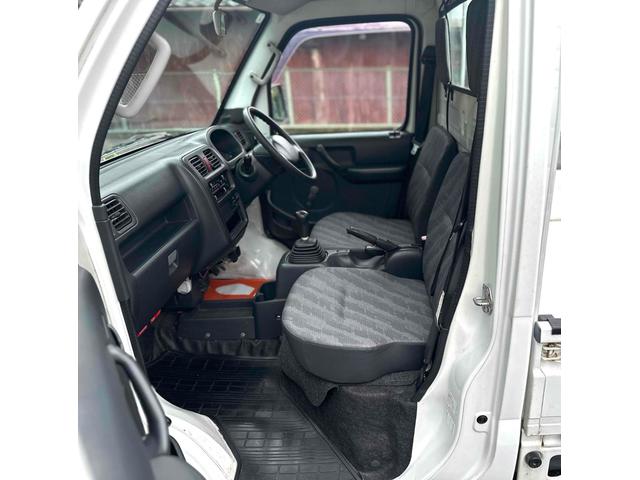 キャリイトラック 　４ＷＤ　ＭＴ　アルミホイール　エアコン（33枚目）