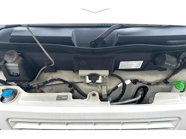 キャリイトラック 　４ＷＤ　ＭＴ　アルミホイール　エアコン（38枚目）