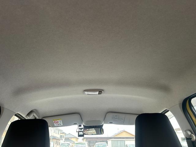 天井も擦れやシミ、タルミもなく綺麗な状態です。