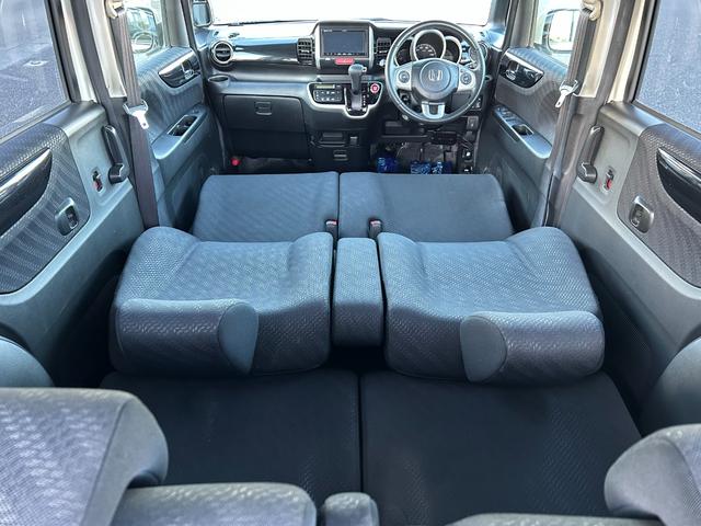 N-BOXカスタム G・ターボパッケージ 電動格納ミラー 両側パワースライドドア ターボ クルーズコントロール オートライト パドルシフト ETC 社外ナビ フルセグ バックカメラ Bluetooth ドラレコ フリップダウンモニター HID(2枚目)