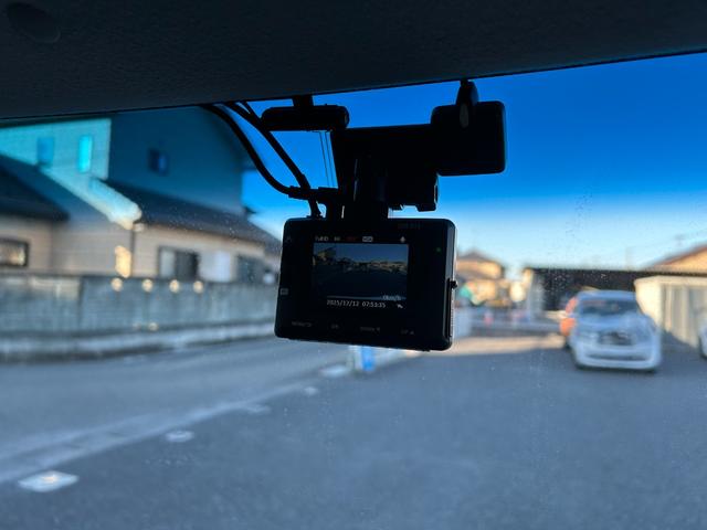 N-BOXカスタム G・ターボパッケージ 電動格納ミラー 両側パワースライドドア ターボ クルーズコントロール オートライト パドルシフト ETC 社外ナビ フルセグ バックカメラ Bluetooth ドラレコ フリップダウンモニター HID(31枚目)