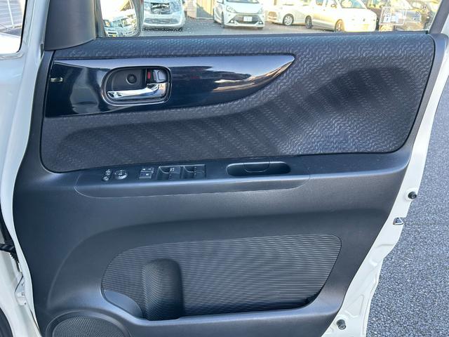 N-BOXカスタム G・ターボパッケージ 電動格納ミラー 両側パワースライドドア ターボ クルーズコントロール オートライト パドルシフト ETC 社外ナビ フルセグ バックカメラ Bluetooth ドラレコ フリップダウンモニター HID(38枚目)