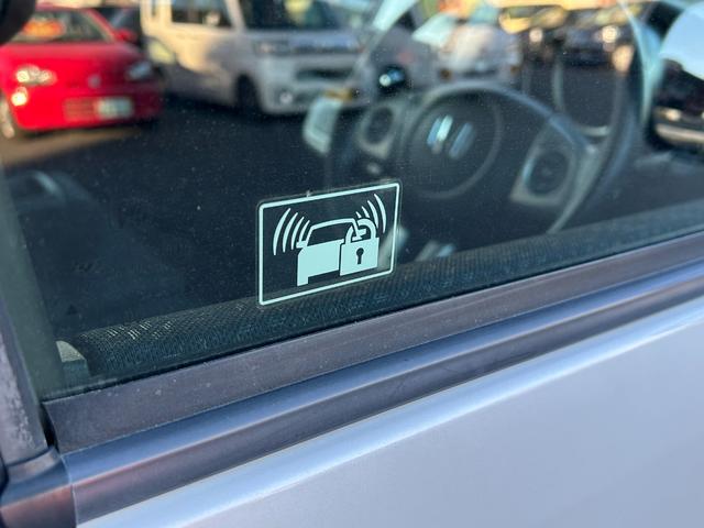 N-BOXカスタム G・ターボパッケージ 電動格納ミラー 両側パワースライドドア ターボ クルーズコントロール オートライト パドルシフト ETC 社外ナビ フルセグ バックカメラ Bluetooth ドラレコ フリップダウンモニター HID(40枚目)