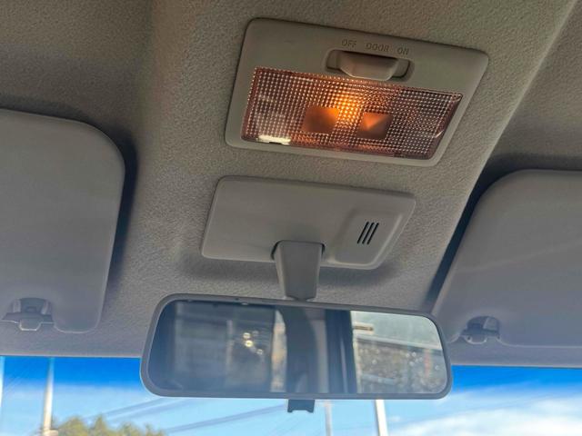 スペーシアカスタム XS バックカメラ 両側電動スライドドア ナビ HID スマートキー アイドリングストップ ベンチシート CVT 盗難防止システム ABS アルミホイール 衝突安全ボディ エアコン パワーステアリング(16枚目)