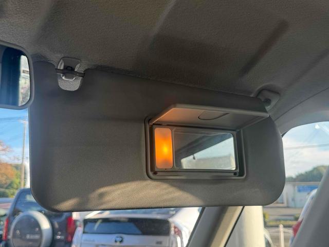 スペーシアカスタム XS バックカメラ 両側電動スライドドア ナビ HID スマートキー アイドリングストップ ベンチシート CVT 盗難防止システム ABS アルミホイール 衝突安全ボディ エアコン パワーステアリング(17枚目)