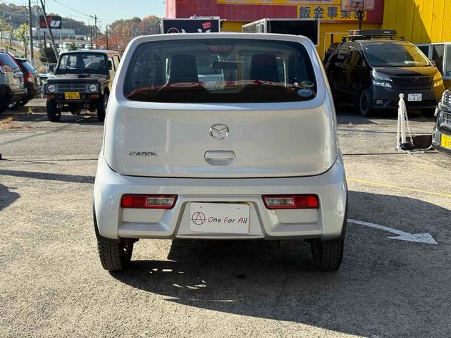 キャロル GL 衝突被害軽減システム キーレスエントリー アイドリングストップ シートヒーター CVT 盗難防止システム ABS ESC CD ミュージックプレイヤー接続可 アルミホイール 衝突安全ボディ エアコン(7枚目)