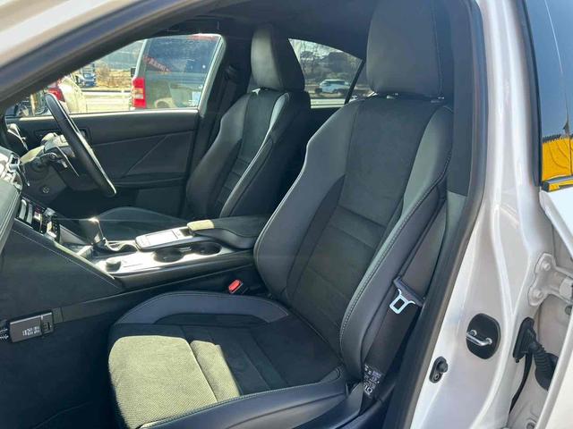 IS IS500 Fスポーツパフォーマンス クリアランスソナー レーンアシスト オートクルーズコントロール 衝突被害軽減システム バックカメラ ナビ TV アルミホイール オートマチックハイビーム オートライト LEDヘッドランプ サンルーフ(13枚目)