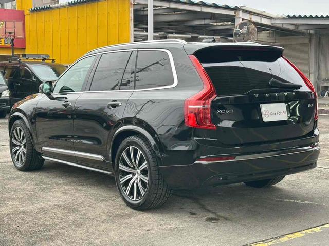 ＸＣ９０ Ｂ６　ＡＷＤ　インスクリプション　４ＷＤ　ＥＴＣ　クリアランスソナー　オートクルーズコントロール　パワーシート　衝突被害軽減システム　ナビ　ＴＶ　オートマチックハイビーム　オートライト　ＬＥＤヘッドランプ　ヘッドライトウォッシャー（8枚目）