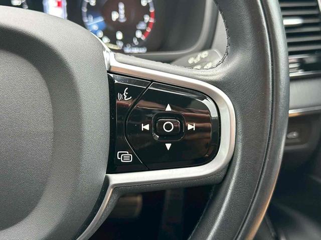 ＸＣ９０ Ｂ６　ＡＷＤ　インスクリプション　４ＷＤ　ＥＴＣ　クリアランスソナー　オートクルーズコントロール　パワーシート　衝突被害軽減システム　ナビ　ＴＶ　オートマチックハイビーム　オートライト　ＬＥＤヘッドランプ　ヘッドライトウォッシャー（21枚目）