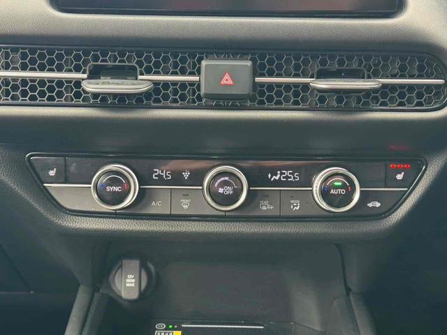 ＺＲ－Ｖ ｅ：ＨＥＶ　Ｚ特別仕様車ブラックスタイル　４ＷＤ　ドライブレコーダー　全周囲カメラ　クリアランスソナー　オートクルーズコントロール　レーンアシスト　パワーシート　衝突被害軽減システム　ナビ　ＴＶ　オートライト　ＬＥＤヘッドランプ（16枚目）