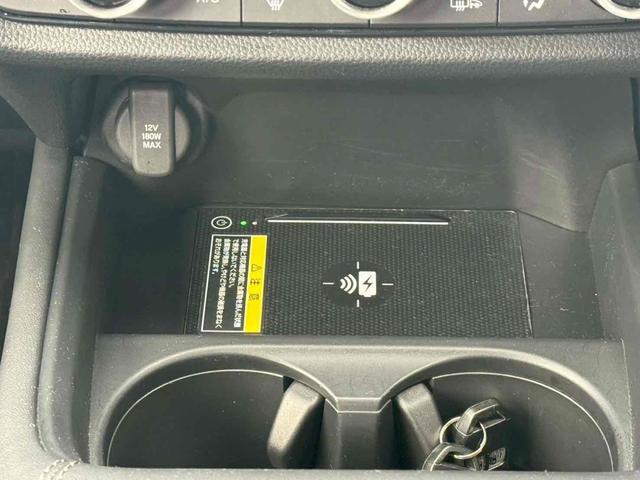 ＺＲ－Ｖ ｅ：ＨＥＶ　Ｚ特別仕様車ブラックスタイル　４ＷＤ　ドライブレコーダー　全周囲カメラ　クリアランスソナー　オートクルーズコントロール　レーンアシスト　パワーシート　衝突被害軽減システム　ナビ　ＴＶ　オートライト　ＬＥＤヘッドランプ（18枚目）