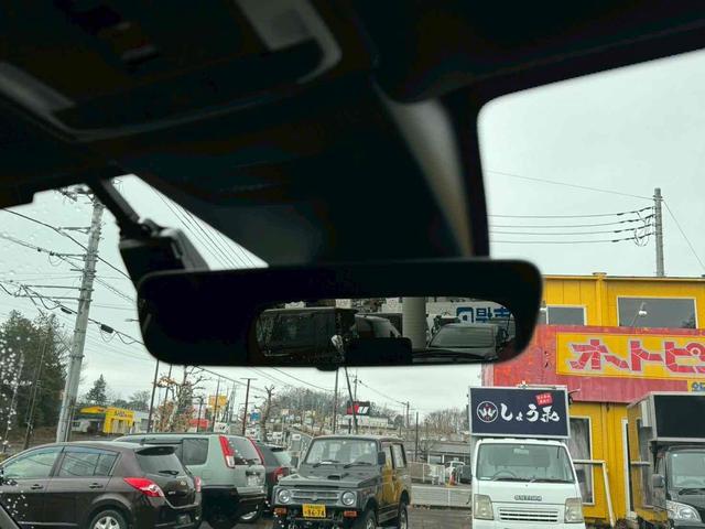 ＺＲ－Ｖ ｅ：ＨＥＶ　Ｚ特別仕様車ブラックスタイル　４ＷＤ　ドライブレコーダー　全周囲カメラ　クリアランスソナー　オートクルーズコントロール　レーンアシスト　パワーシート　衝突被害軽減システム　ナビ　ＴＶ　オートライト　ＬＥＤヘッドランプ（25枚目）