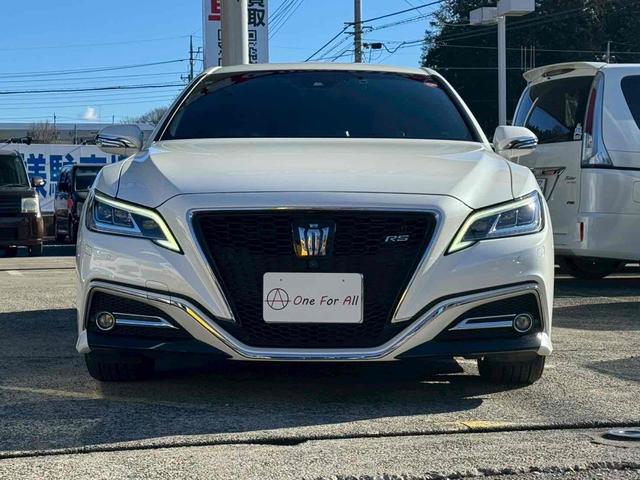 クラウンハイブリッド ＲＳアドバンス　ドライブレコーダー　ＥＴＣ　クリアランスソナー　レーンアシスト　オートクルーズコントロール　衝突被害軽減システム　全周囲カメラ　ナビ　ＴＶ　アルミホイール　オートライト　ＬＥＤヘッドランプ　ＣＶＴ（3枚目）