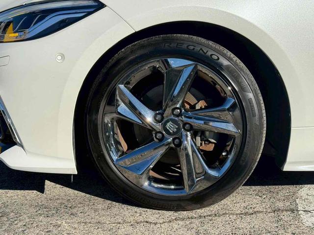 クラウンハイブリッド ＲＳアドバンス　ドライブレコーダー　ＥＴＣ　クリアランスソナー　レーンアシスト　オートクルーズコントロール　衝突被害軽減システム　全周囲カメラ　ナビ　ＴＶ　アルミホイール　オートライト　ＬＥＤヘッドランプ　ＣＶＴ（27枚目）