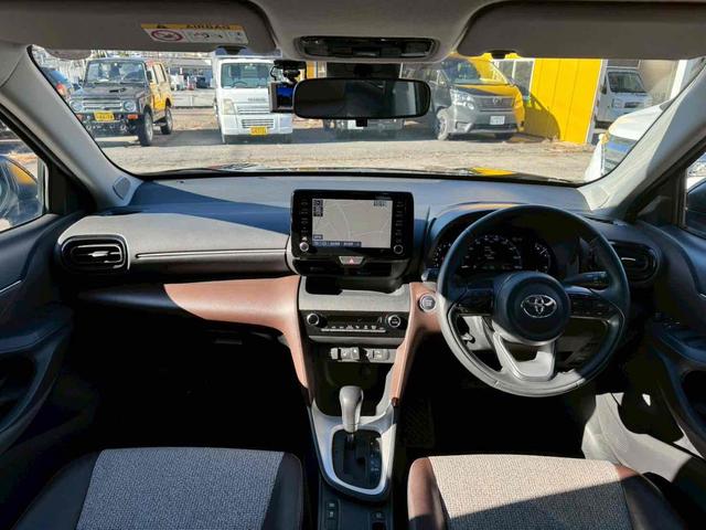 ヤリスクロス Ｚ　ドライブレコーダー　ＥＴＣ　全周囲カメラ　クリアランスソナー　オートクルーズコントロール　レーンアシスト　パワーシート　衝突被害軽減システム　ナビ　ＴＶ　オートマチックハイビーム　オートライト（15枚目）