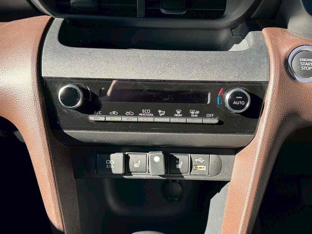 ヤリスクロス Ｚ　ドライブレコーダー　ＥＴＣ　全周囲カメラ　クリアランスソナー　オートクルーズコントロール　レーンアシスト　パワーシート　衝突被害軽減システム　ナビ　ＴＶ　オートマチックハイビーム　オートライト（19枚目）