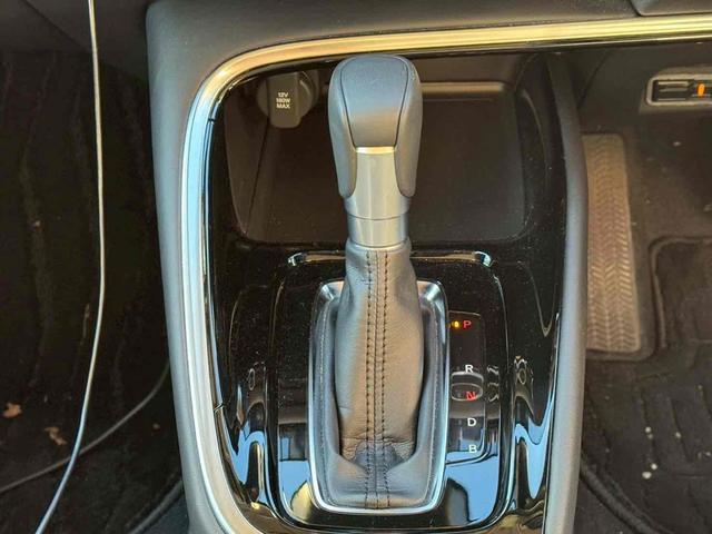 ヴェゼル ｅ：ＨＥＶ　Ｚ　ＥＴＣ　バックカメラ　クリアランスソナー　オートクルーズコントロール　レーンアシスト　衝突被害軽減システム　ナビ　ＴＶ　オートライト　ＬＥＤヘッドランプ　アルミホイール　スマートキー　電動格納ミラー（20枚目）