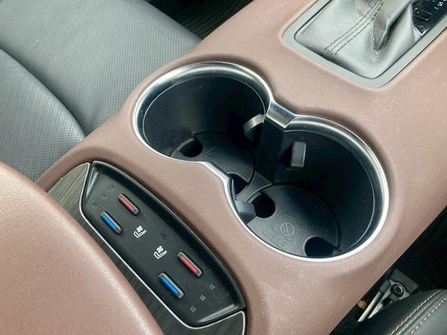 ハリアーハイブリッド 　１２．３インチメーカーナビ　モデリスタエアロ　調光パノラマルーフ　レザーシート　パノラミックビューモニター　ＪＢＬサウンド　デジタルインナーミラー　ヘッドアップディスプレイ　ＢＳＭ　セーフティセンス（32枚目）