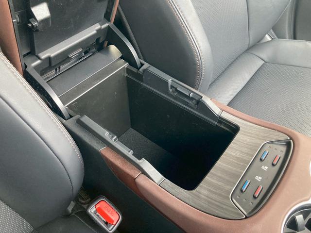 ハリアーハイブリッド 　１２．３インチメーカーナビ　モデリスタエアロ　調光パノラマルーフ　レザーシート　パノラミックビューモニター　ＪＢＬサウンド　デジタルインナーミラー　ヘッドアップディスプレイ　ＢＳＭ　セーフティセンス（35枚目）