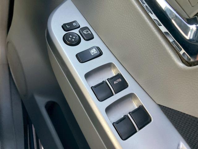 ワゴンＲ ＦＸリミテッドＩＩ　車検Ｒ９．９月　プッシュスタート　スマートキー　オートエアコン　革巻きステアリング　シートリフター　イモビライザー　セキュリティアラーム　チルトステアリング　純正１４ＡＷ　マット　バイザー　禁煙車（31枚目）