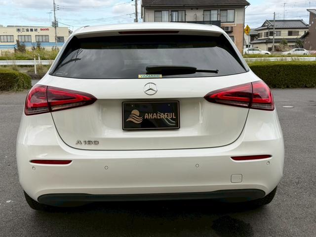 Ａクラス Ａ１８０　スタイル　１０．２５型ディスプレイナビ　レーダーセーフティパッケージ　パークトニック　バックモニター　アクティブパーキングアシスト　ＬＥＤハイパフォーマンスヘッドランプ　シートヒーター　パワーシート　地デジＴＶ（9枚目）