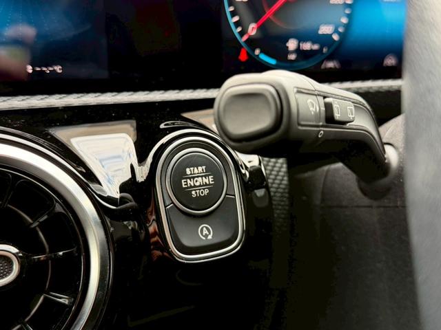 Ａクラス Ａ１８０　スタイル　１０．２５型ディスプレイナビ　レーダーセーフティパッケージ　パークトニック　バックモニター　アクティブパーキングアシスト　ＬＥＤハイパフォーマンスヘッドランプ　シートヒーター　パワーシート　地デジＴＶ（23枚目）