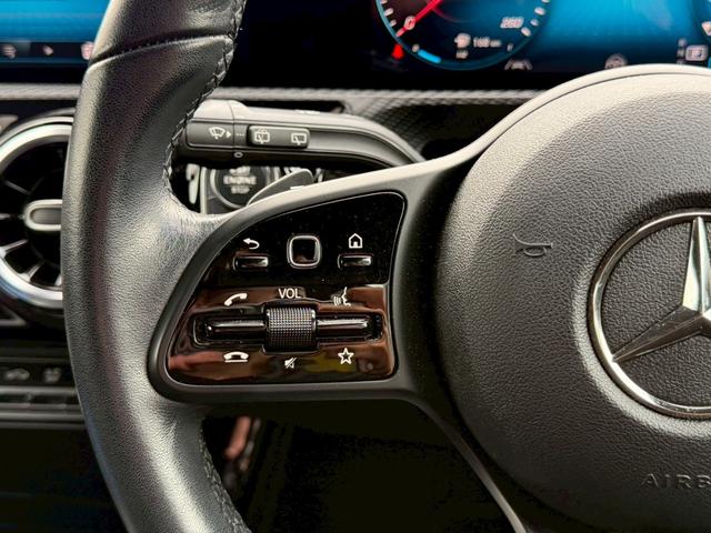 Ａクラス Ａ１８０　スタイル　１０．２５型ディスプレイナビ　レーダーセーフティパッケージ　パークトニック　バックモニター　アクティブパーキングアシスト　ＬＥＤハイパフォーマンスヘッドランプ　シートヒーター　パワーシート　地デジＴＶ（32枚目）