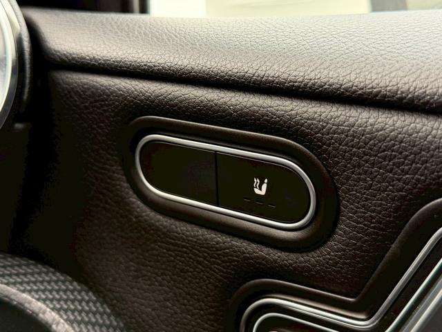 Ａクラス Ａ１８０　スタイル　１０．２５型ディスプレイナビ　レーダーセーフティパッケージ　パークトニック　バックモニター　アクティブパーキングアシスト　ＬＥＤハイパフォーマンスヘッドランプ　シートヒーター　パワーシート　地デジＴＶ（44枚目）